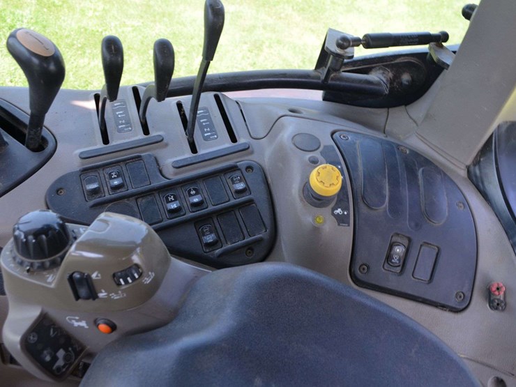 case-ih-125-image-25