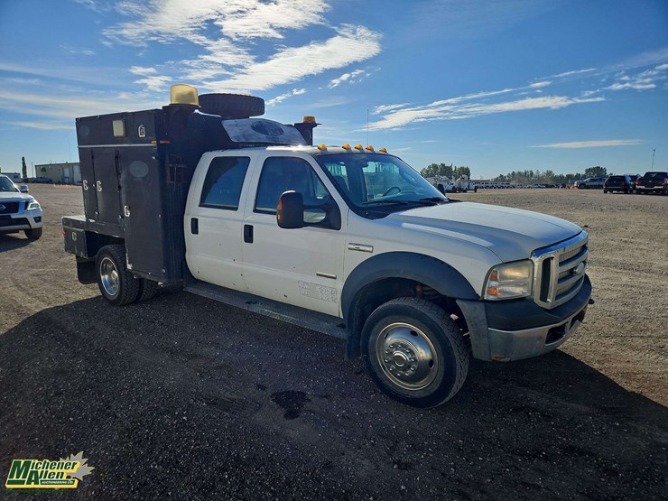 2006-ford-f550-image-2