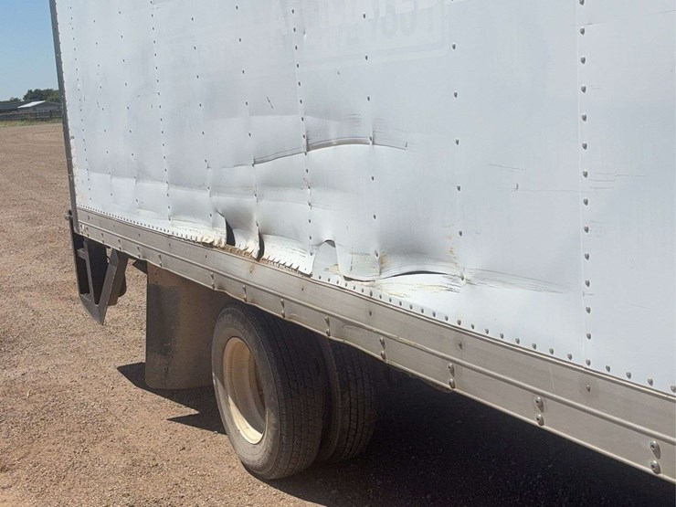 2006-chevrolet-w3500-image-14