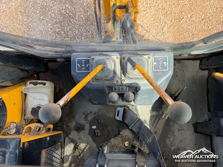 john-deere-10-image-8