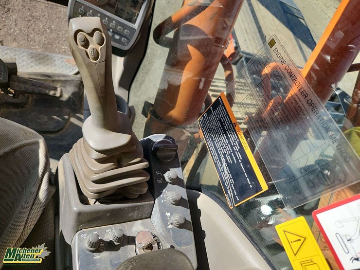 2007-hitachi-zx270-lc-3-image-12