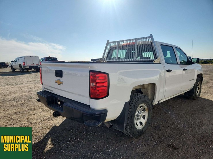 2017-chevrolet-silverado-1500-image-4