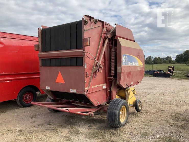 new-holland-br7090-image-4