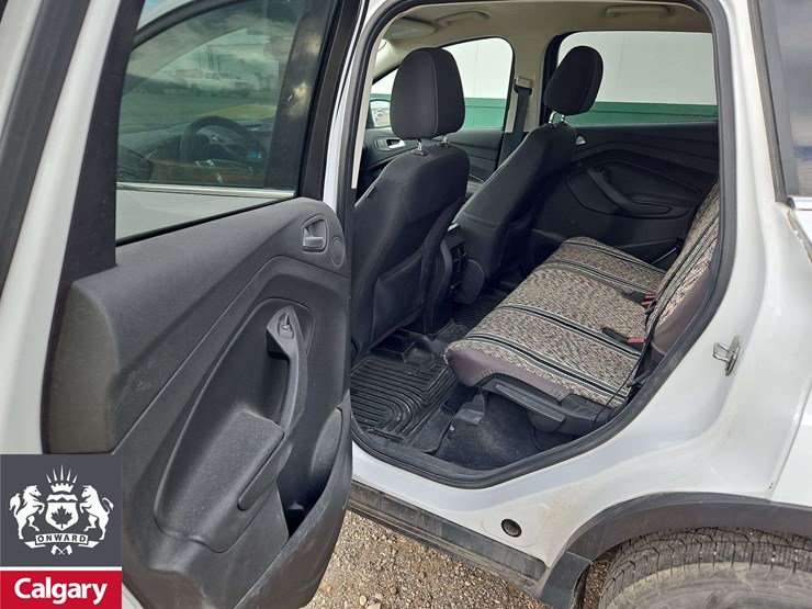 2016-ford-escape-se-image-21