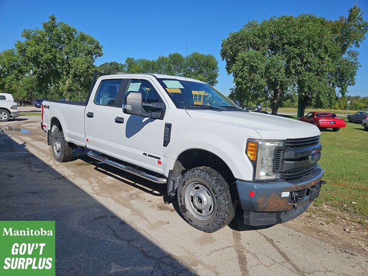 2017-ford-f350-image-4