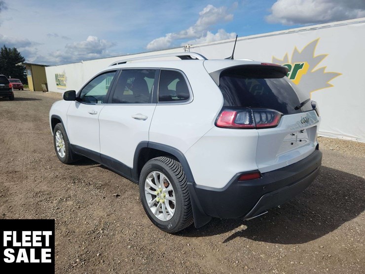 2020-jeep-cherokee-image-3