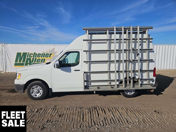 2019-nissan-nv3500hd-image-5