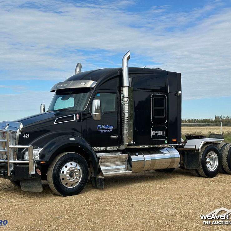 KENWORTH T880