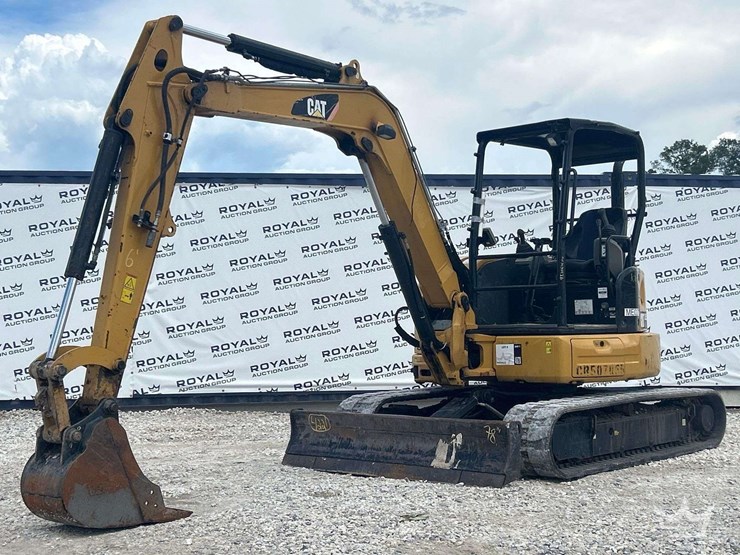 2019-caterpillar-305.5e2-cr-image-1