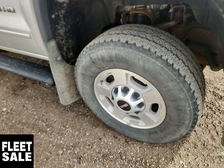 2019-gmc-sierra-2500hd-image-12