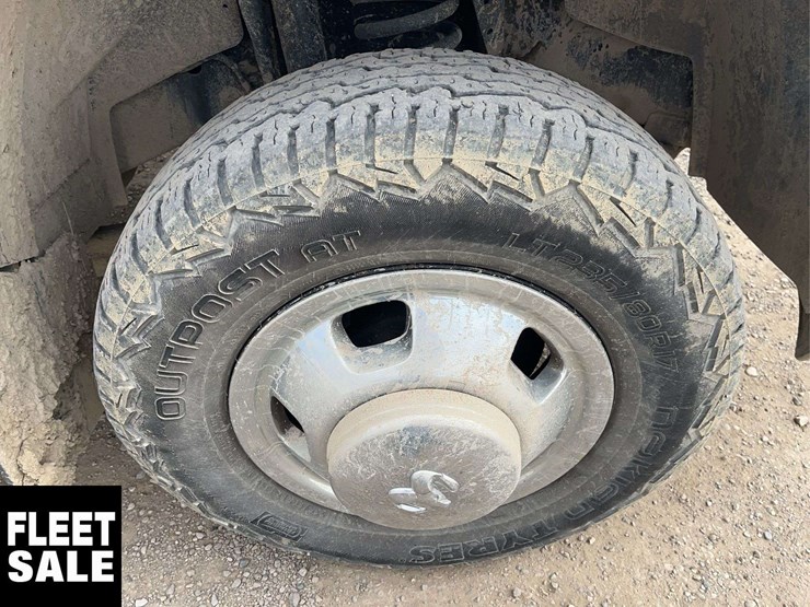 dodge-3500-image-12
