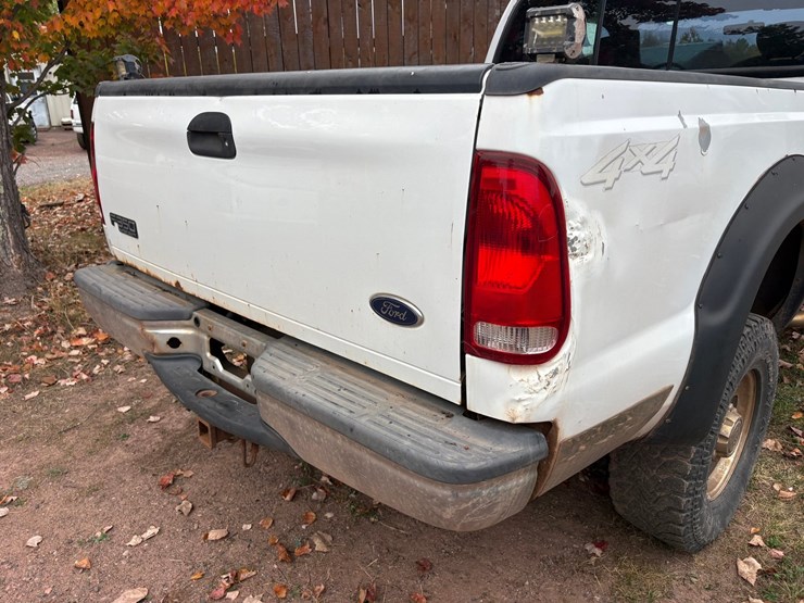 2003-ford-f350-image-17