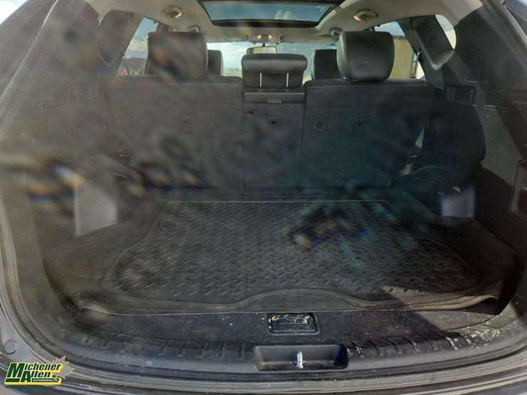 2015-hyundai-santa-fe-sport-image-19