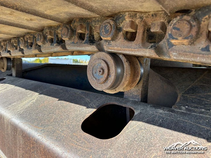 caterpillar-324e-image-35