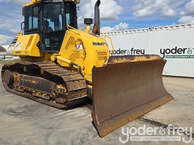 2018-komatsu-d61ex-24-image-21