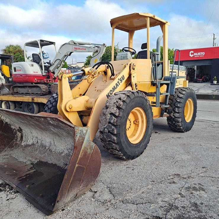 1999 KOMATSU WA380