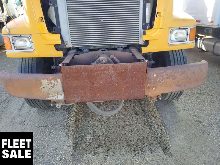 2003-sterling-lt8500-image-28