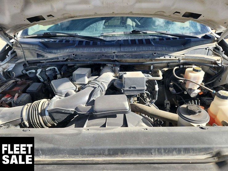 2021-ford-f350-image-24