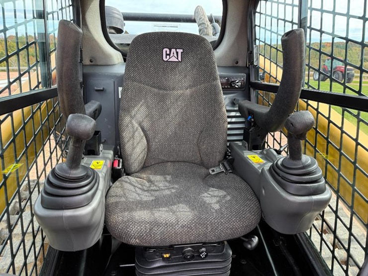 caterpillar-299d2-xhp-image-30
