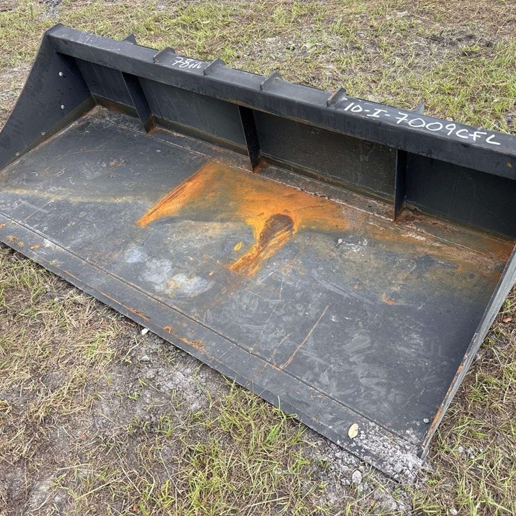 80in Bucket Skid Steer Attachment