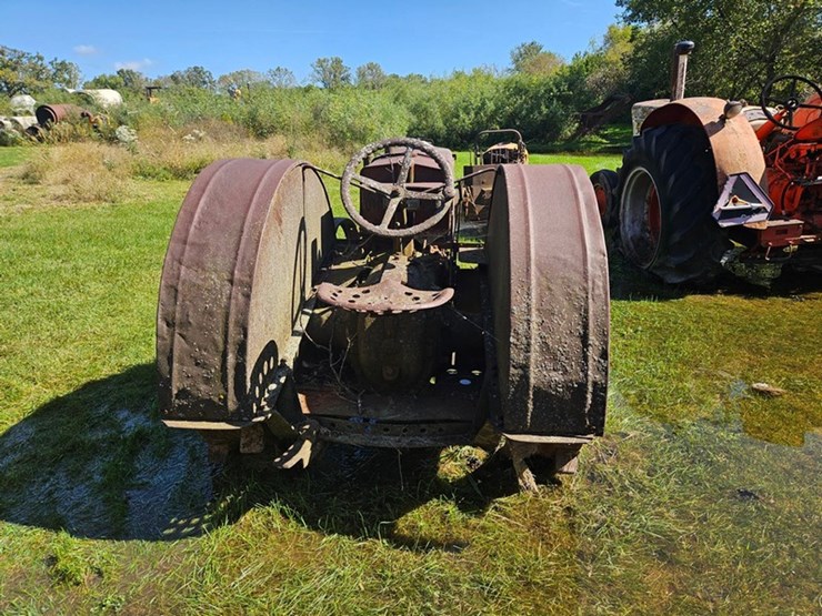 #2530-•-1939-case-c-tractor-image-4
