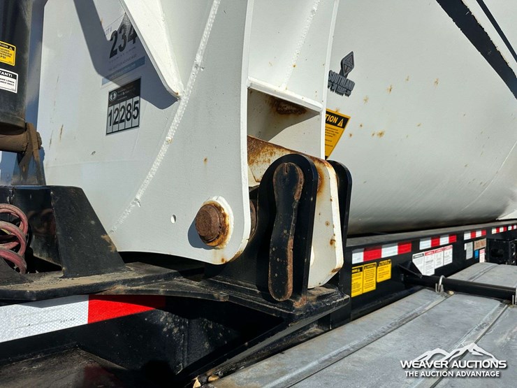 2015-doepker-sd17799-l-t/a-side-dump-trailer-image-15