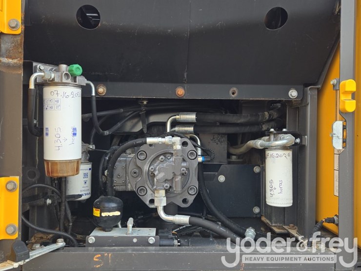 2021-volvo-ec200el-image-38