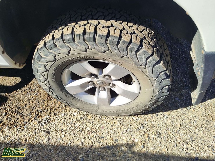 2014-dodge-1500-image-5