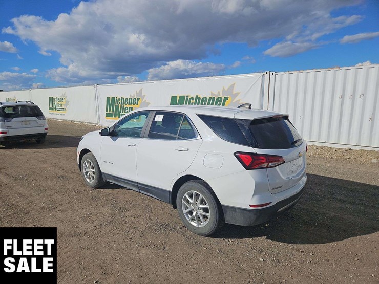 2022-chevrolet-equinox-image-3