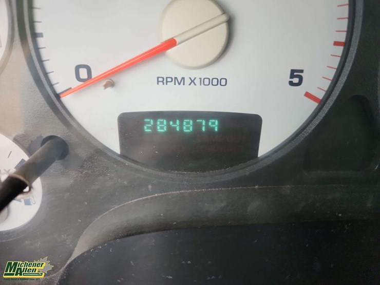 2004-dodge-ram-2500-image-25