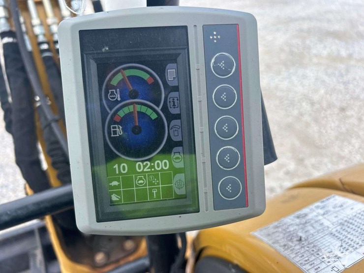 2019-caterpillar-305.5e2-cr-image-24