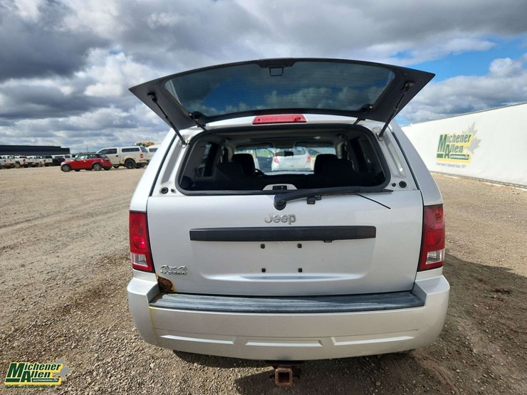 jeep-grand-cherokee-image-16
