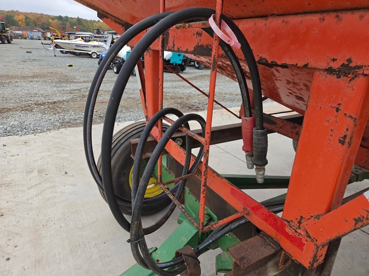 john-deere-1065a-image-22
