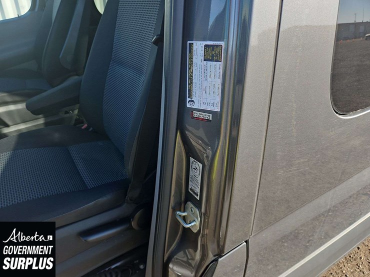 2012-mercedes-benz-sprinter-2500-image-31