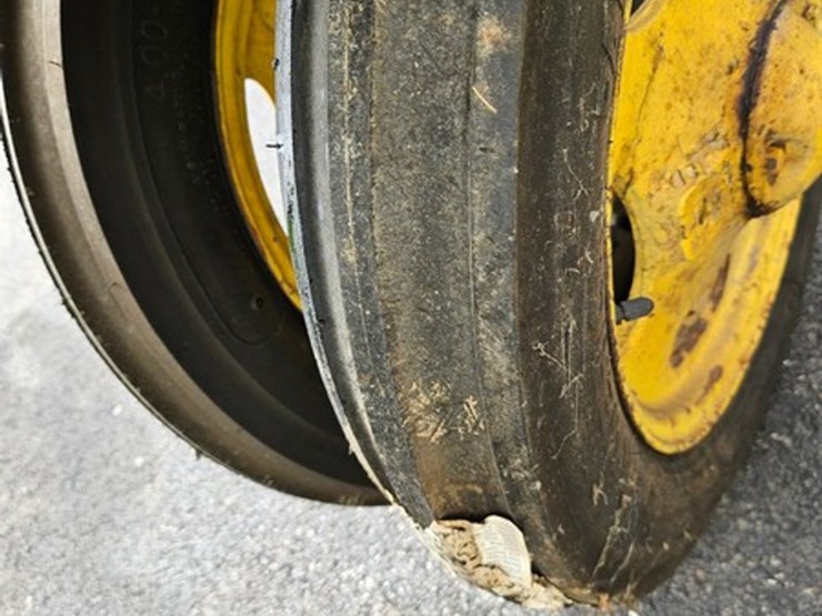 john-deere-h-image-39