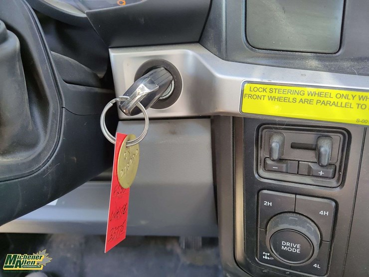2023-ford-f250-image-23