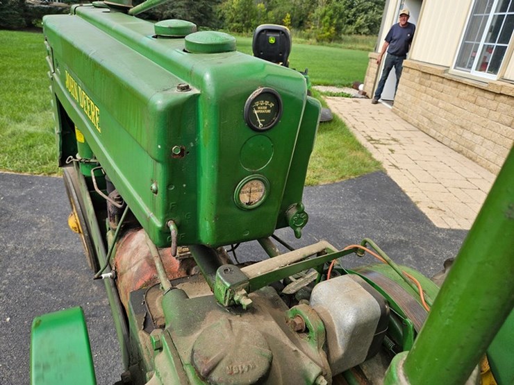 john-deere-h-image-26
