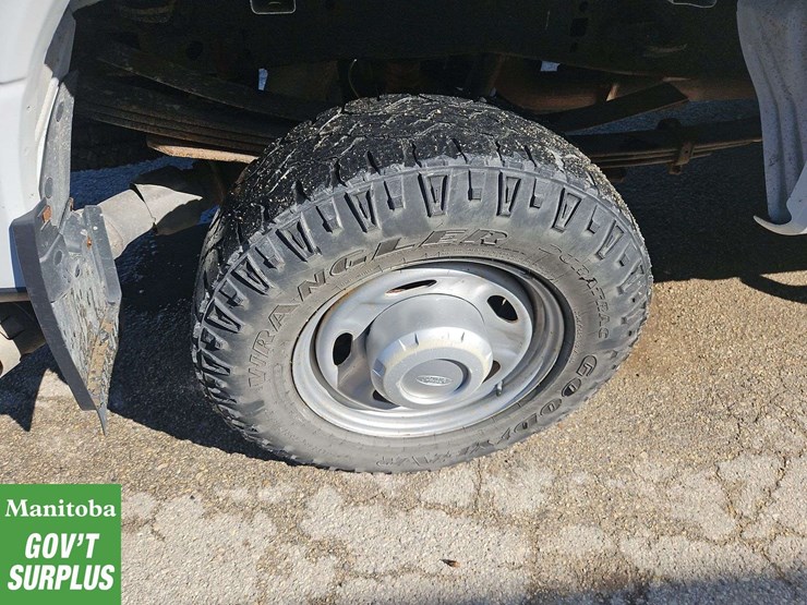 2017-ford-f350-image-11