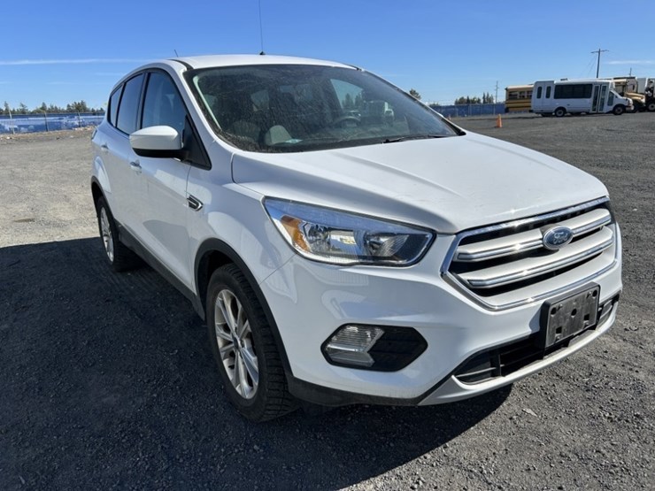 2017-ford-escape-image-7