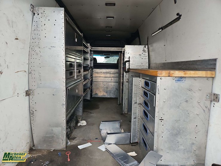 2013-mercedes-benz-sprinter-3500-image-25