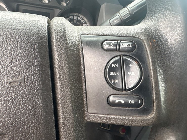 2015-ford-f550-image-70