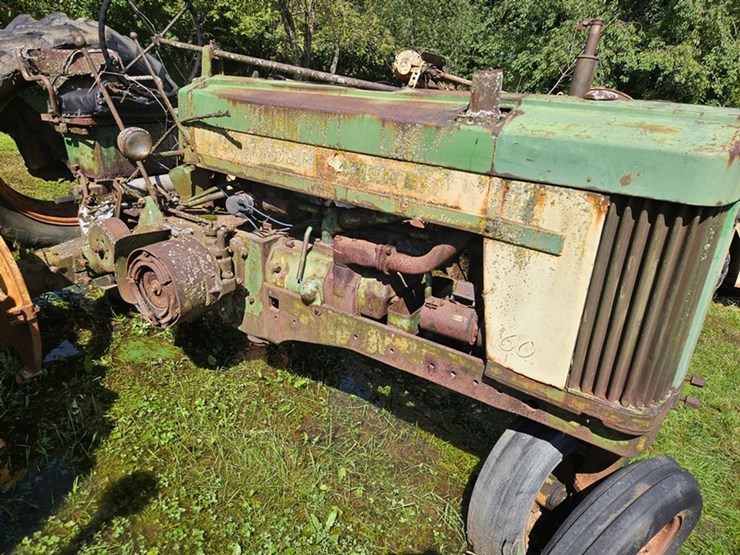 john-deere-60-image-10
