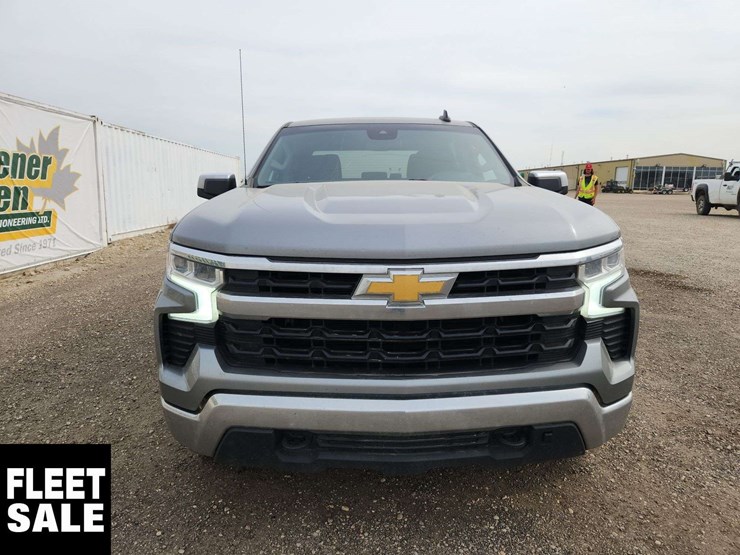 2023-chevrolet-silverado-1500-image-8