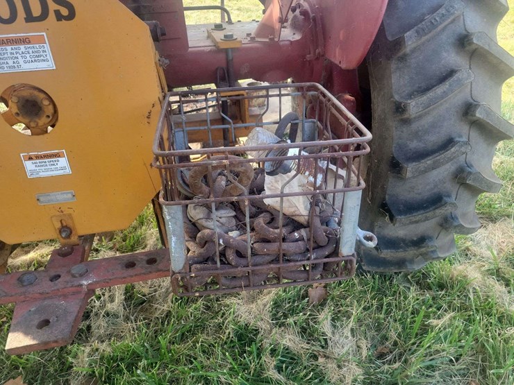 farmall-b-with-woods-belly-mower-image-15