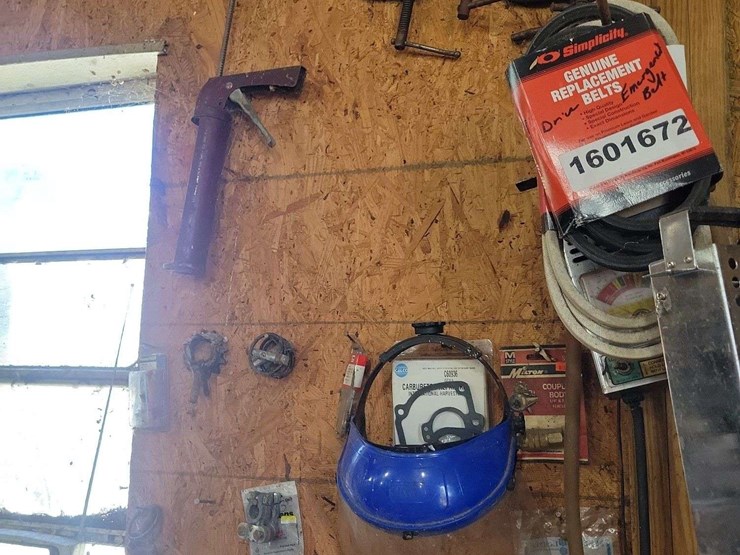 assorted-shop-tools-and-automotive-equipment-lot-image-3