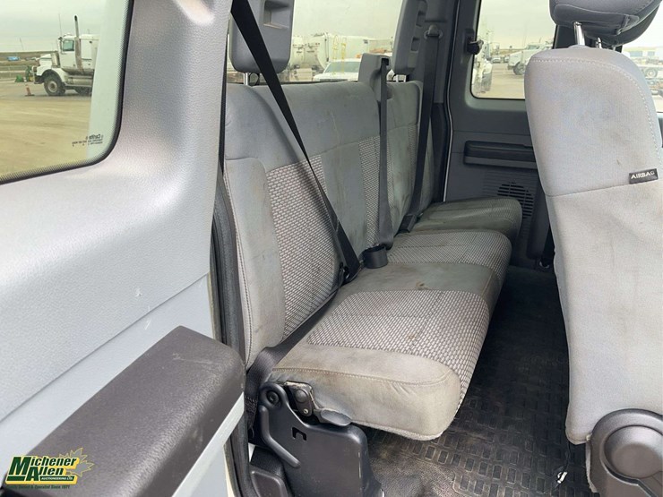2014-ford-f350-image-15