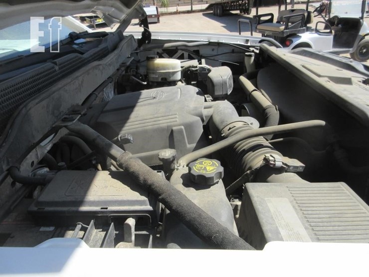 2015-chevrolet-2500hd-image-6