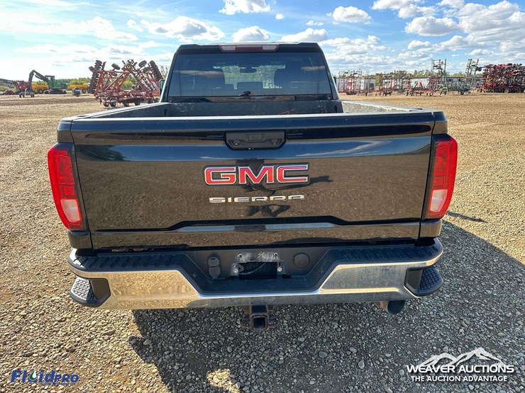 gmc-sierra-2500hd-image-44