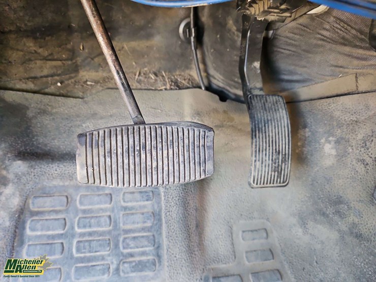 2011-ford-f350-image-22