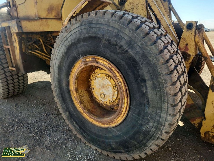 1980-caterpillar-950-image-11